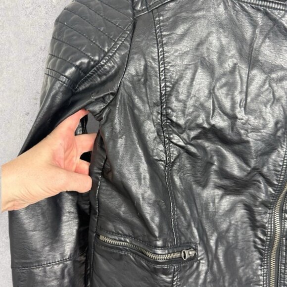Free People Quilted Vegan Collarless Leather Jacket Black Size 4 Moto Biker Coat - Picture 13 of 15